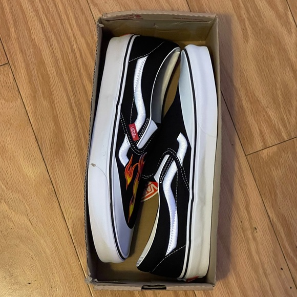 ASAP Worldwide VANS Classic Slip On - Picture 8 of 11